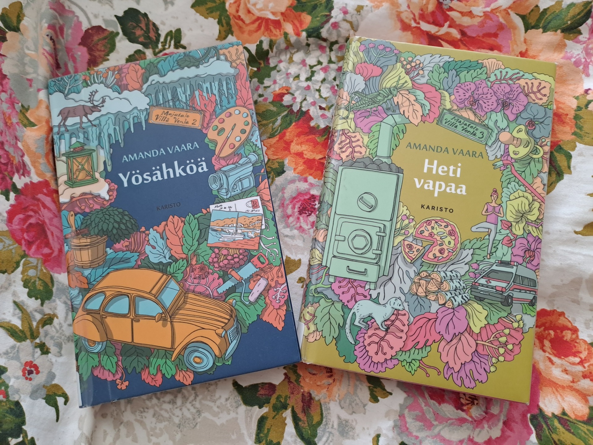 Jee, näitä löytyi lisää 😄👌 Seuraavat laitettu varaukseen kirjastossa.. tosi hyvä kirja 😍